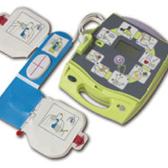 aed-avtomatski-dfibrilator