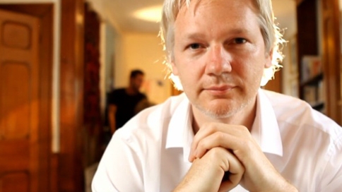 julian_assange-mastercard