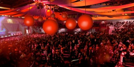 red_x-mas-111215-arena-predogled