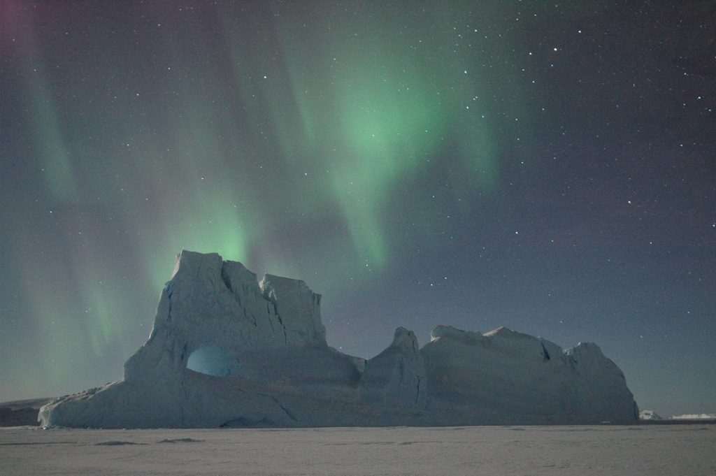 PLANET EARTH Ð ICE WORLDS