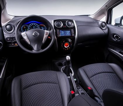 nissan-note-2013-1