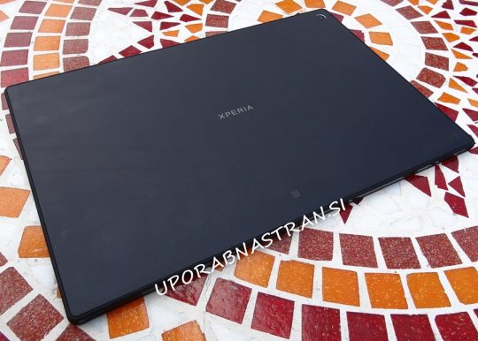 sony-xperia-tablet-t-box2