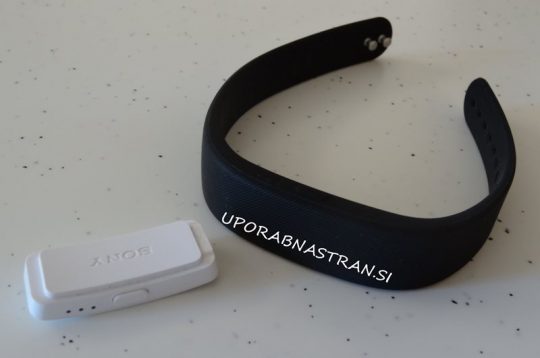 sony-smartband-SWR10-box