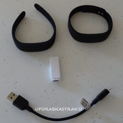 sony-smartband-SWR10-box1