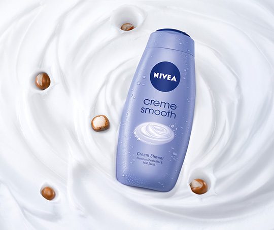 NIVEA Creme Smooth gel za tusiranje s karitejevim maslom