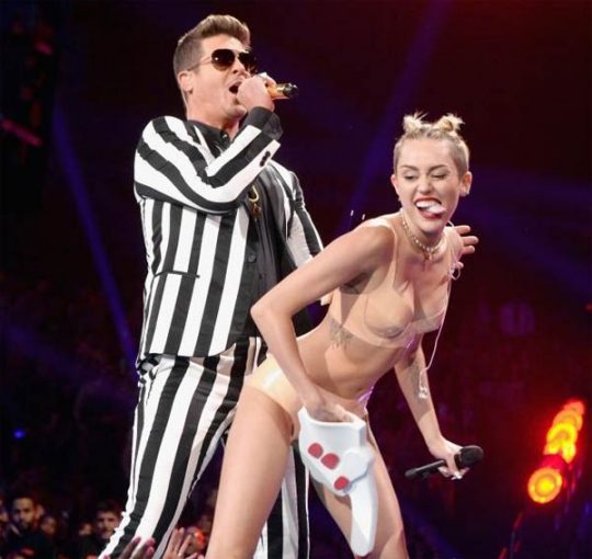 miley-cyrus-twerk