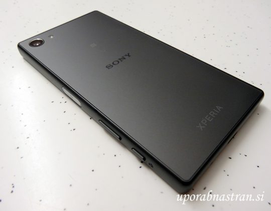 sony-xperia-z5-compact-1