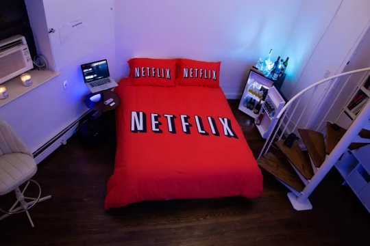 Netflix-Chill Room1