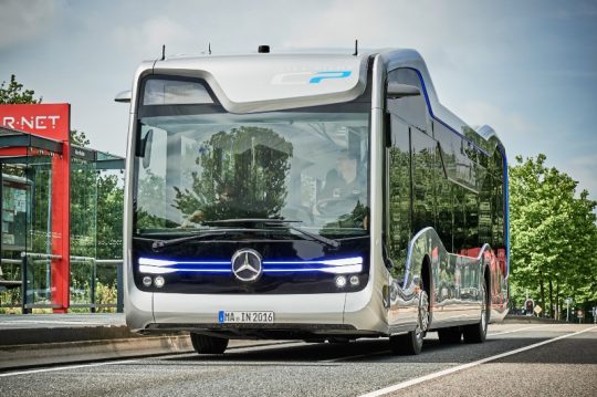 mercedes-benz-citypilot-avtonomni-avtobus