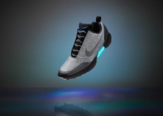 nike-hyperadapt_silver