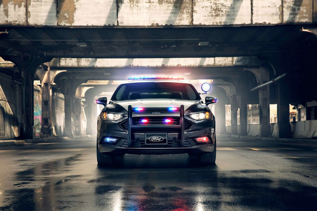 Police-Responder-Hybrid-Sedan-4