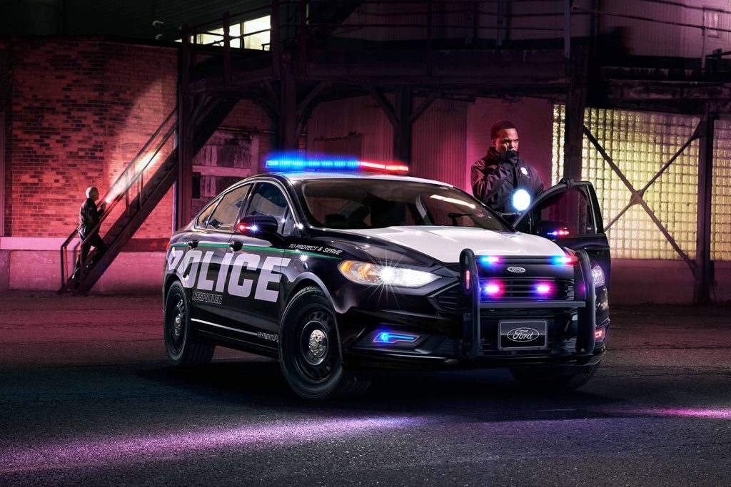 Police-Responder-Hybrid-Sedan-5