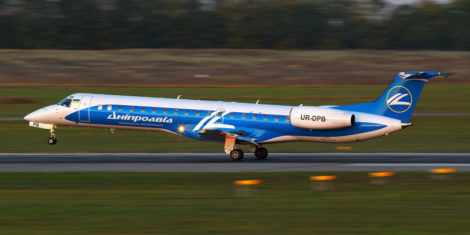 Dniproavia_Embraer_EMB-145LR