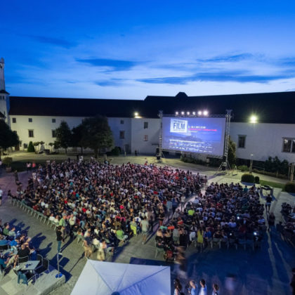 dunkirk-film-pod-zvezdami-grad-ljubljana