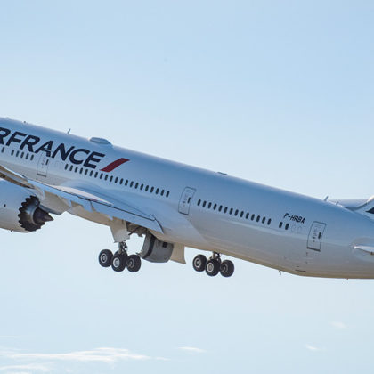 Air-France-Boeing-787-9-Dreamliner1