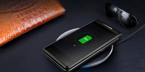 samsung-nov-preklopni-telefon