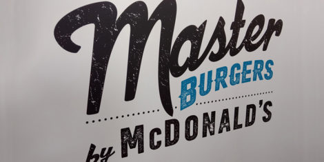 master-burgers-mcdonalds-logo