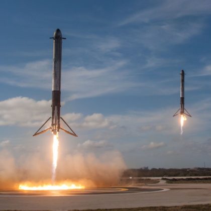 Space-X-falcon-heavy-space-rocket