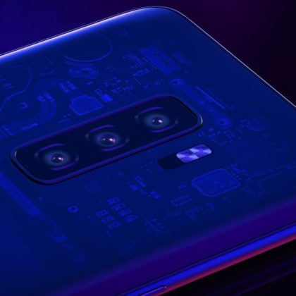 Samsung-Galaxy-S10-plus-FB