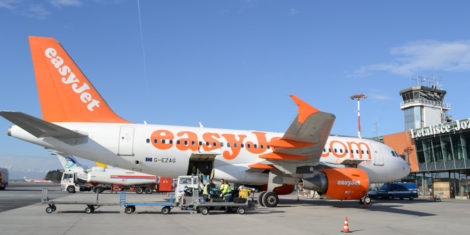 easyjet-brnik-ljubljana-letalo