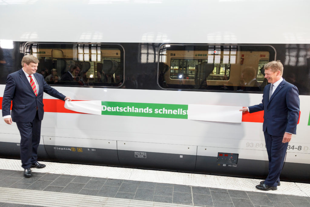 Deutsche-Bahn-DB-Gruener-ICE-vlak-1