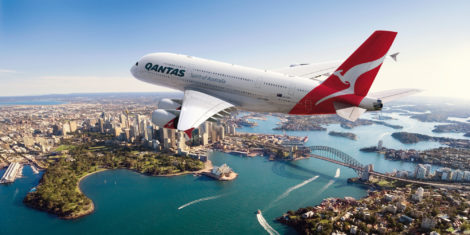 Qantas-airbus-A380_SYDNEY-HARBOUR