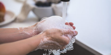 pravilno-umivanje-rok-kako-si-pravilno-umijemo-roke-fb