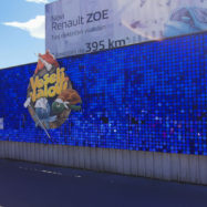 veseli-valovi-mercator-europlakat-ljubljana-slovenia-glitter-billboard