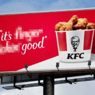 kfc-slogan-koronavirus-covid-19-Za-prste-obliznit-dobro-Its-Finger-Lickin-Good