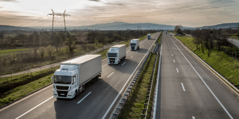 Prepoved-prehitevanja-tovornjakov-na-avtocesti-A1-slovenija