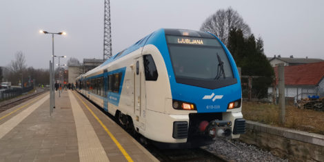 Kočevska proga Stadler Flirt Slovenske Železnice vlak prva vožnja ljubljana kočevje