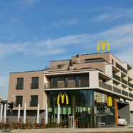 mcdonalds šmartinka ljubljana mcdrive šmartinska cesta slovenijaslovenija