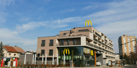 mcdonalds šmartinka ljubljana mcdrive šmartinska cesta slovenijaslovenija