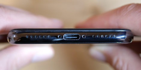 Apple iPhone X z USB-C telefon prototip 1