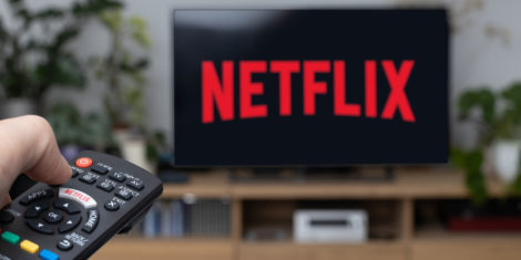 Netflix cena 2023 Slovenija naročnina na mesec, Netflix Slovenija cene za pakete Netflix Basic, Netflix Standard in Netflix Premium