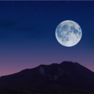 Polna-luna-februar-2023-Kdaj-je-polna-luna-februar-2023