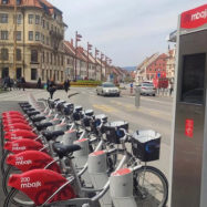 Mbajk sistem izposoje mestnih koles v Mariboru po letu delovanja dobiva dve novi postaji ob Cesti Proletarskih brigad