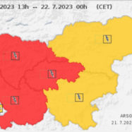 Rdeči alarm toča, nevihte Slovenija 21.7.2023 ARSO je izdal rdeči alarm za zahod Slovenije in osrednjo Slovenijo