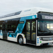 LPP-avtobus-na-vodik-postaja-realnost-saj-nacrtujejo-nakup-15-avtobusov-na-vodik-20-avtobusov-na-plin-pa-tudi-elektricne-avtobuse