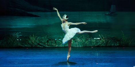 Labodje jezero se v Cankarjev dom vrača marca 2024 Vstopnice za Labodje jezero v izvedbi Ukrajinskega klasičnega baleta so že v prodaji