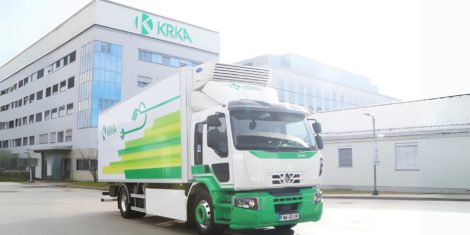 Krka je kot prava v Sloveniji začela uporabljati električni tovornjak za težji tovor Renault Trucks D E-Tech