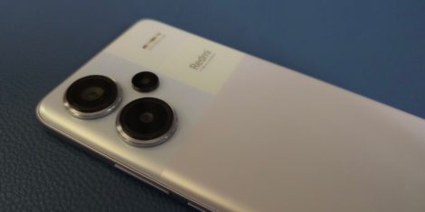 Xiaomi-Redmi-Note-13-Pro-test-vizualno-privlacnega-in-tehnolosko-naprednega-telefona-ki-v-Redmi-seriji-premierno-prinasa-nove-funkcionalnosti