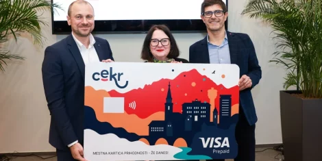 CeKR-kartica-Mestne-obcine-Kranj-je-predplacniska-Visa-kartica-s-katero-se-mestni-avtobusni-prevoz-zaracuna-po-najugodnejsi-ceni-vozovnice