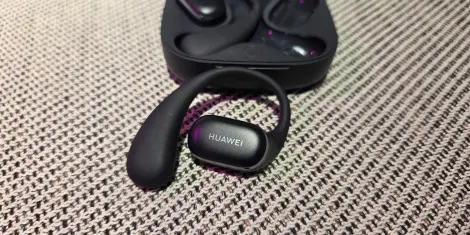 Huawei FreeArc test brezžičnih slušalk, ki vam zagotovo ne bodo padle z ušes Huawei FreeArc review