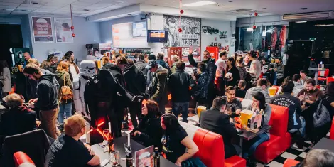 Kino Bežigrad za 10 rojstni dan z vstopnicami za 1€, obiskovalce pa bodo posladkali še s torto in penino