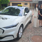 Uber Slovenija je zaživel v Ljubljani kot Uber Taxi, saj prevoze lahko opravljajo le vozniki s taksimetri