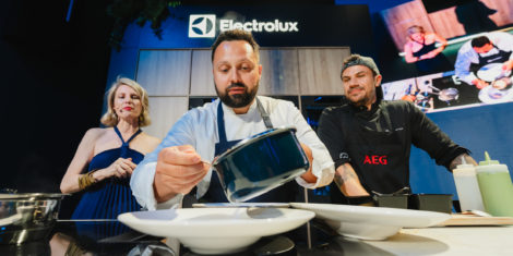 Nova generacija kuhinjskih aparatov AEG in Electrolux z umetno inteligenco za pametnejše kuhanje