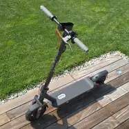 Xiaomi Electric Scooter 5 Max test skiroja, ki navduši z udobjem v vožnji  Xiaomi Electric Scooter 5 Max review