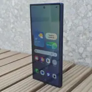 Samsung Galaxy Z Fold 7 test prepogljivega telefona z izjemno tankim dizajnom, 200 MP fotoaparatom in Galaxy AI  Samsung Galaxy Z Fold 7 review