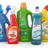 FURS je zasegel ponarejen detergent in pralni prašek, 60.000 litrov tekočega in 3 tone praška